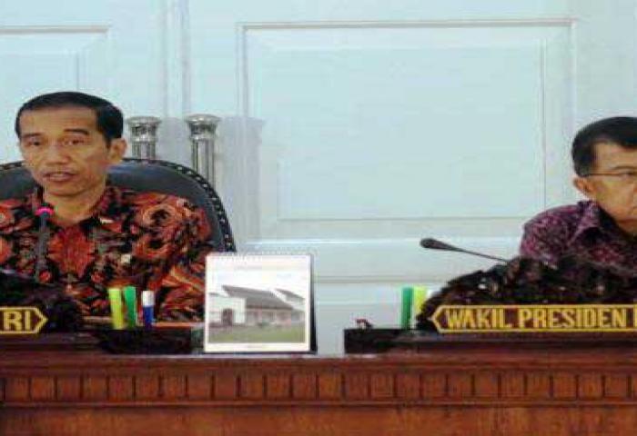 Presiden Jokowi: Hati-Hati Keluarkan Permen